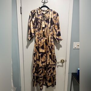 MELLODAY Abstract Long Sleeve Dress in Black, Tan, and Purple